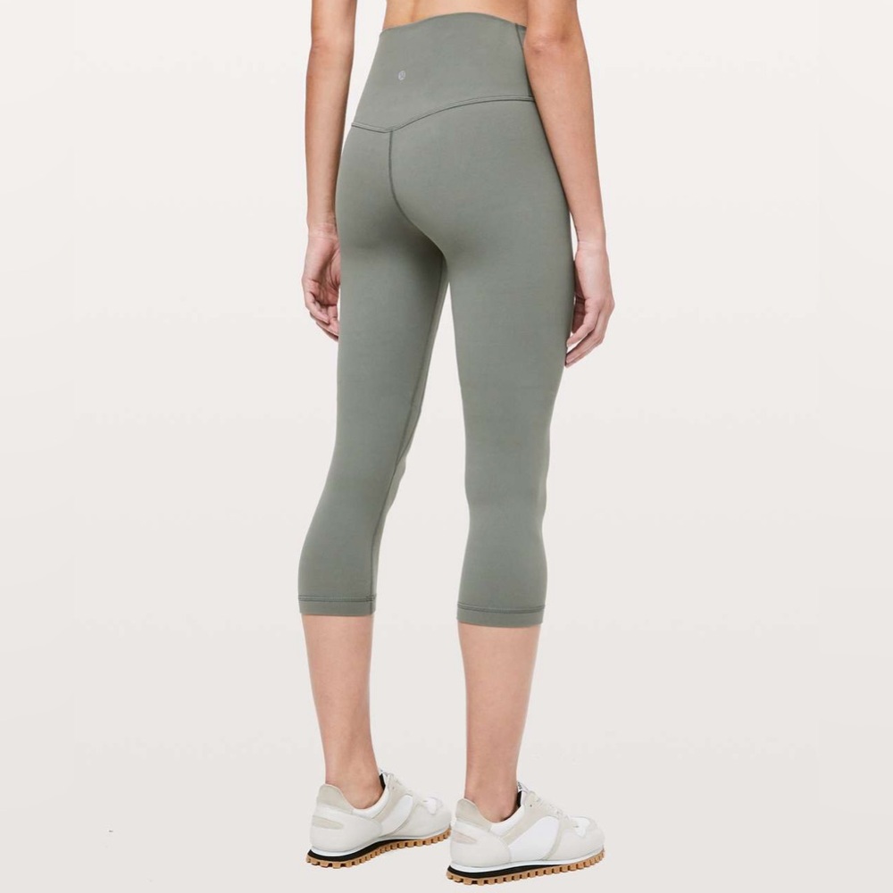 lululemon Align Crop Pant Legging Nulu 21” Capri in Grey Sage